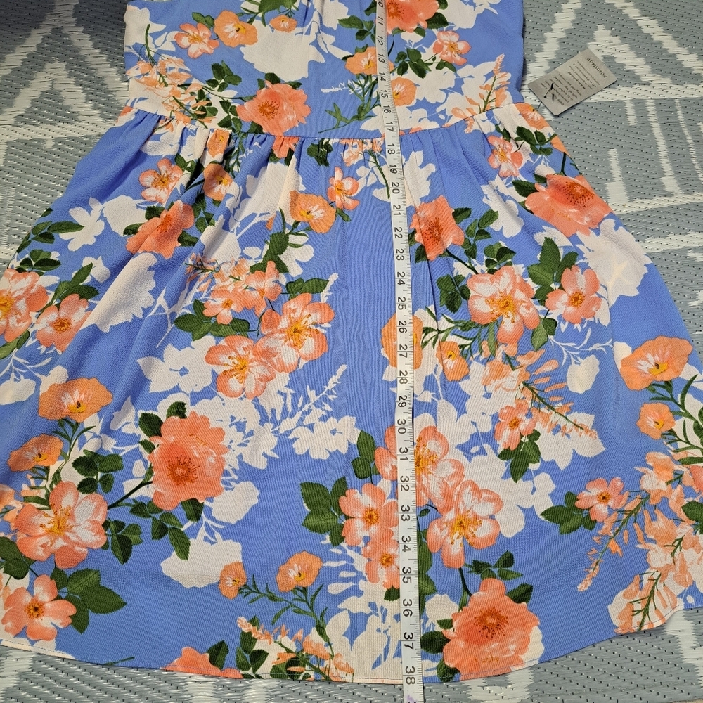 Vince Camuto Floral Print Fit & Flare Dress - Picture 12 of 12